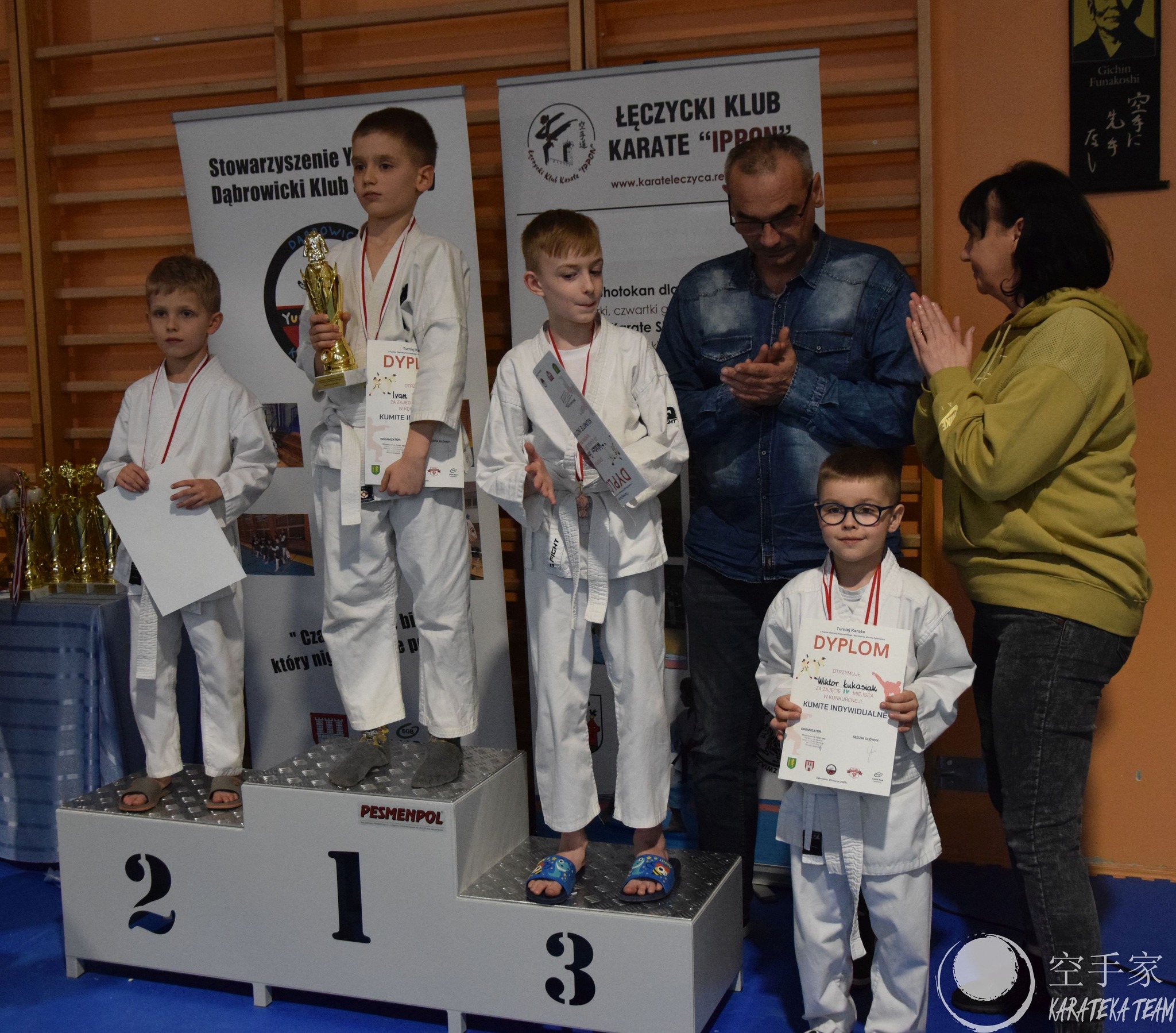 Młode Wilczki z medalami