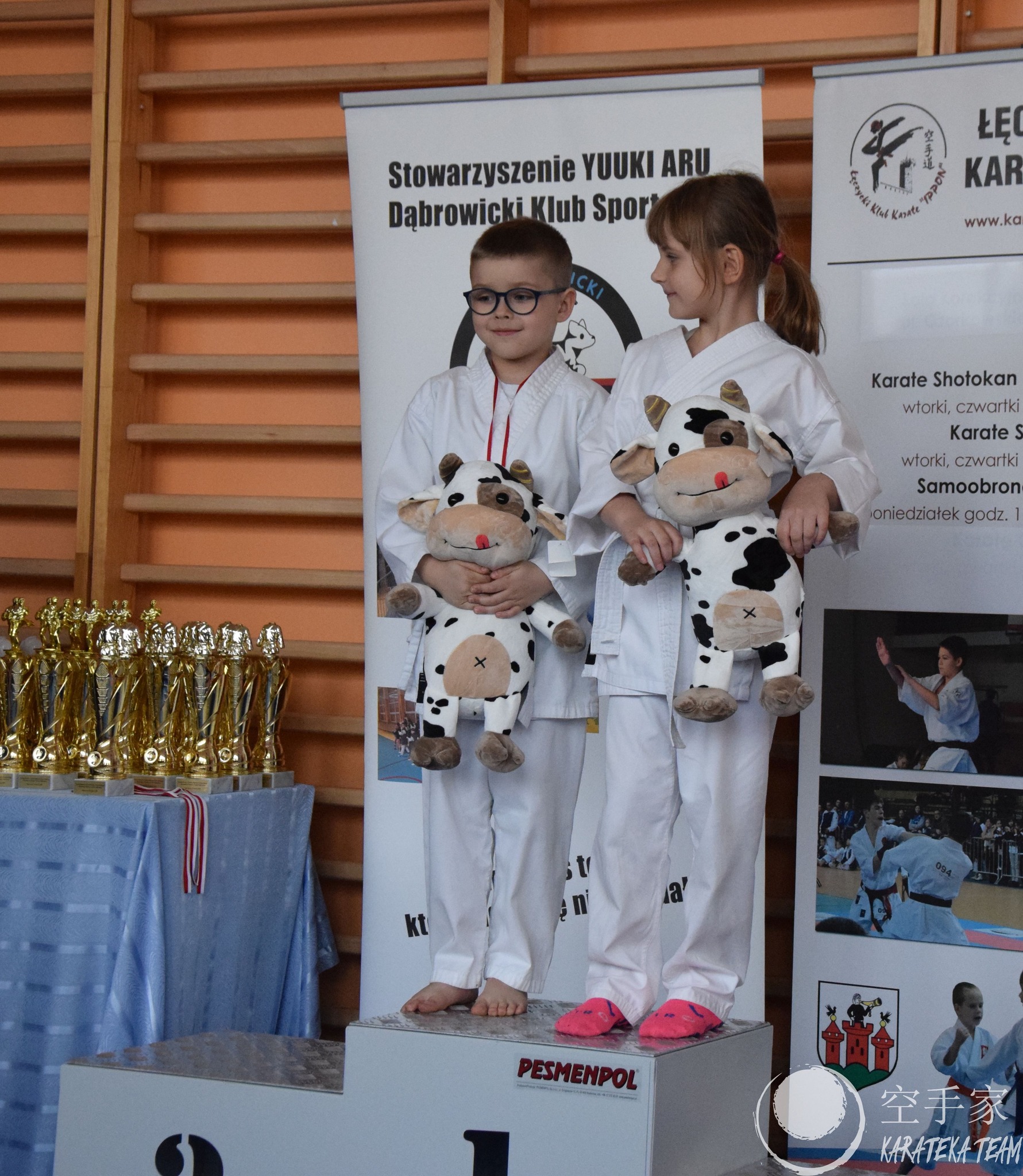 Młode Wilczki z medalami