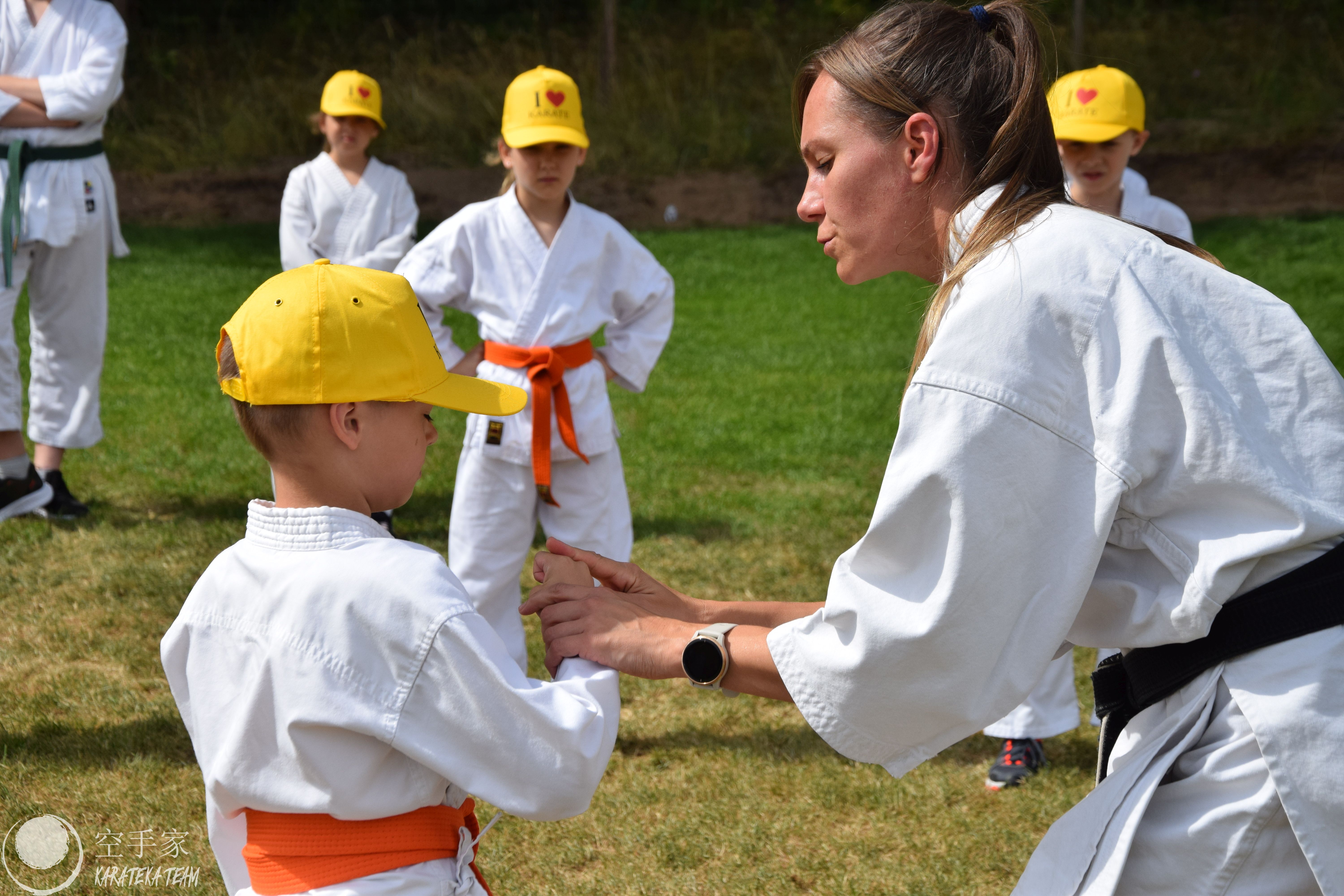 Pierwsze treningi na obozie i pierwsze plażowanie