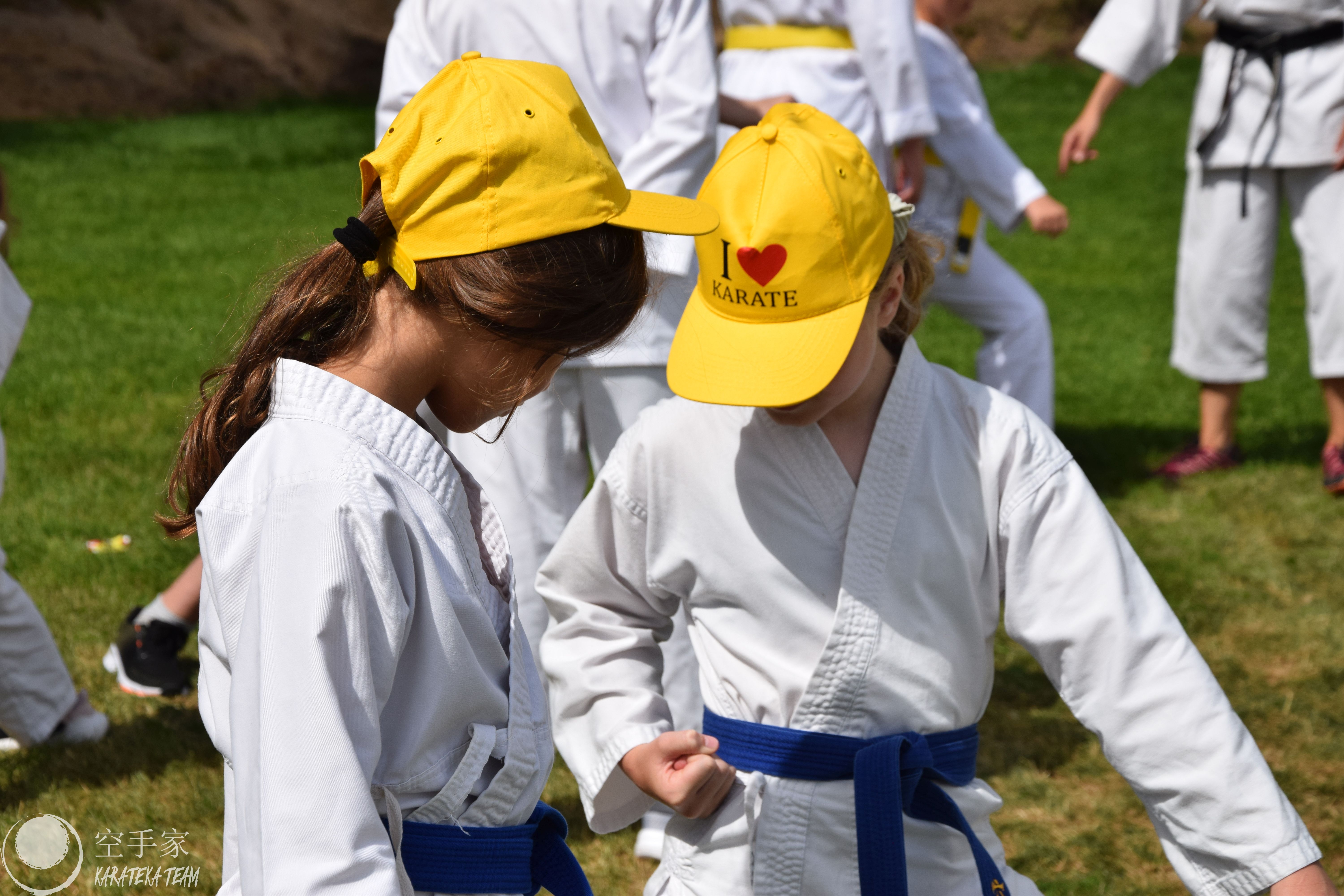 Pierwsze treningi na obozie i pierwsze plażowanie