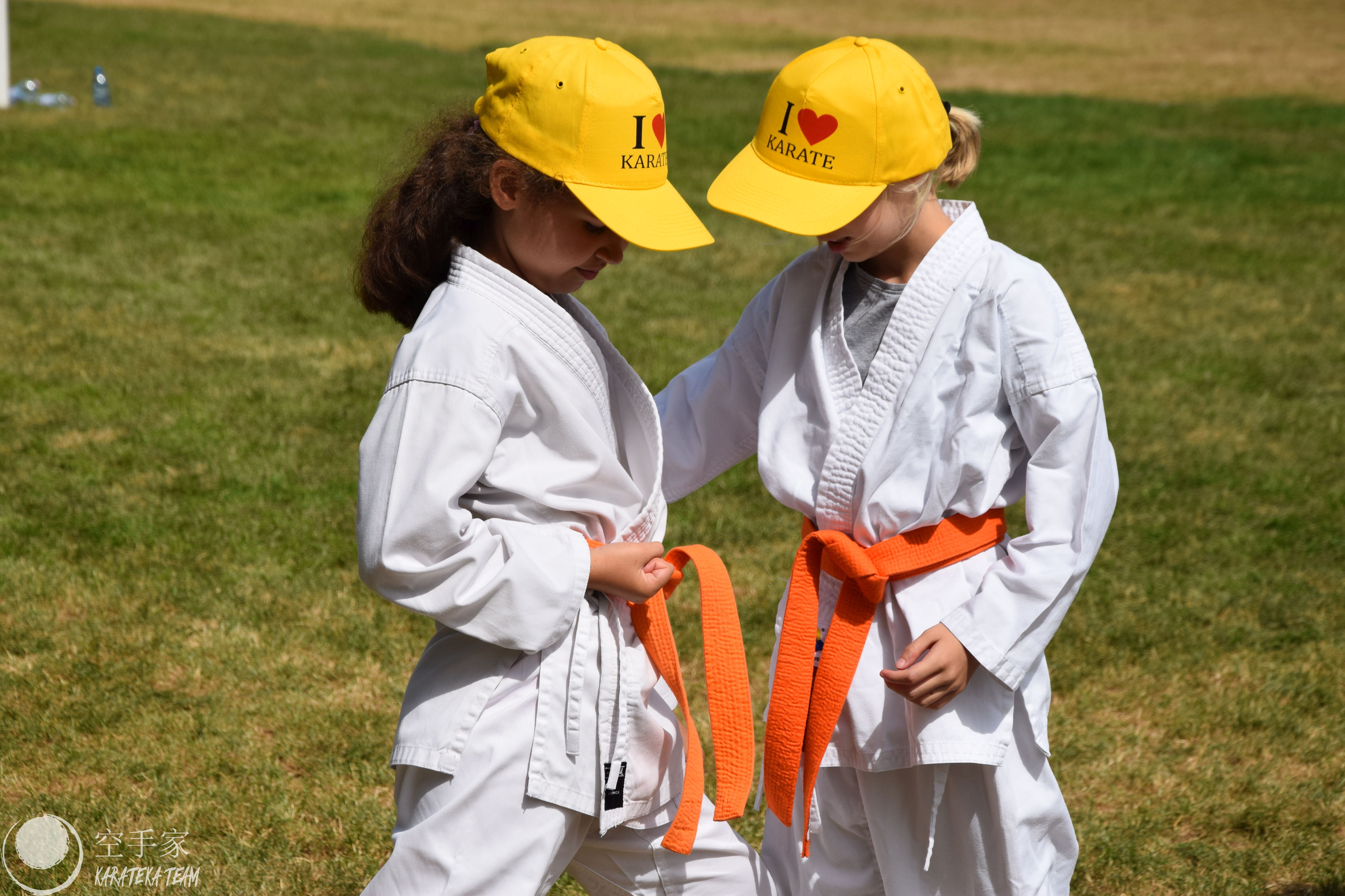 Pierwsze treningi na obozie i pierwsze plażowanie