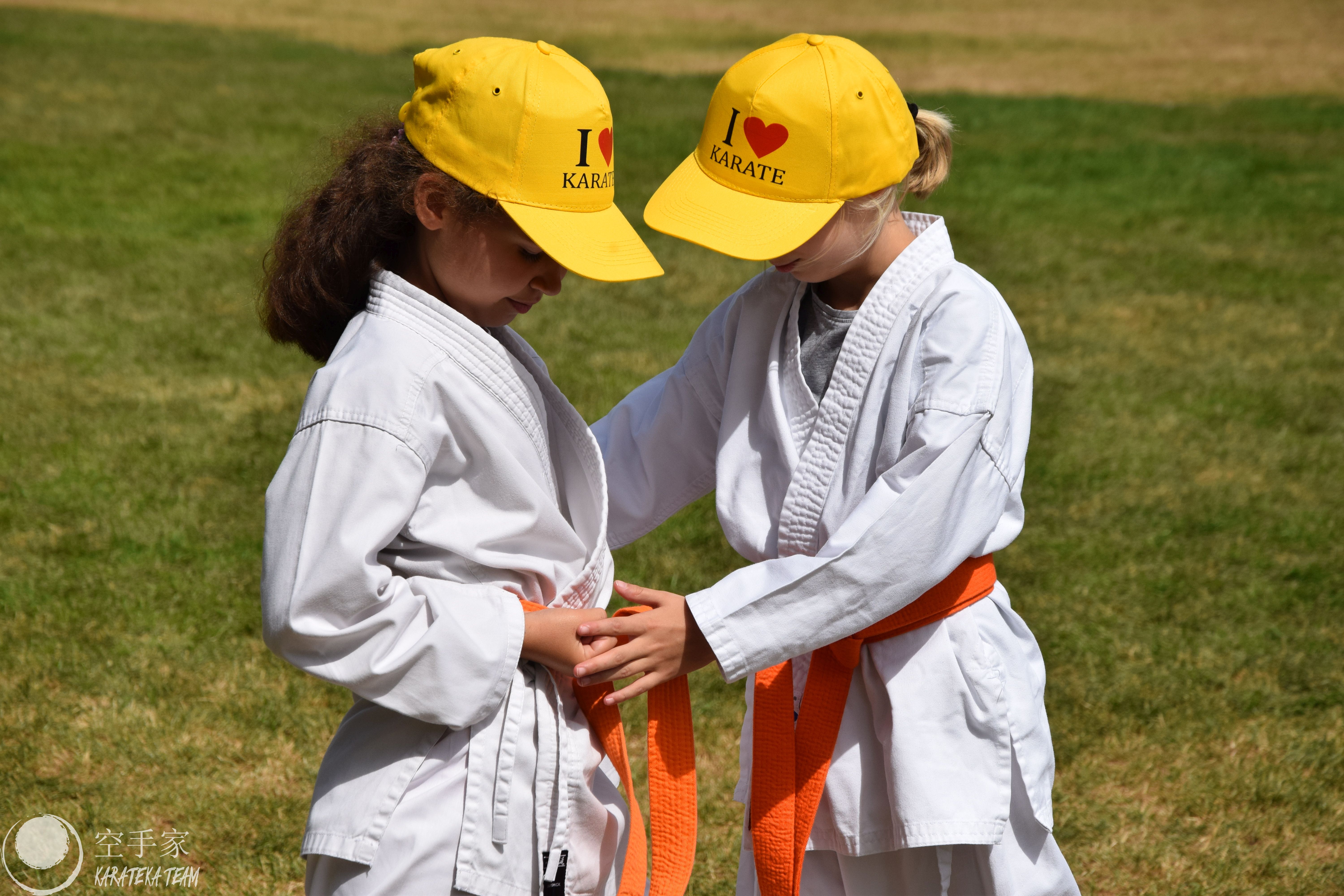 Pierwsze treningi na obozie i pierwsze plażowanie