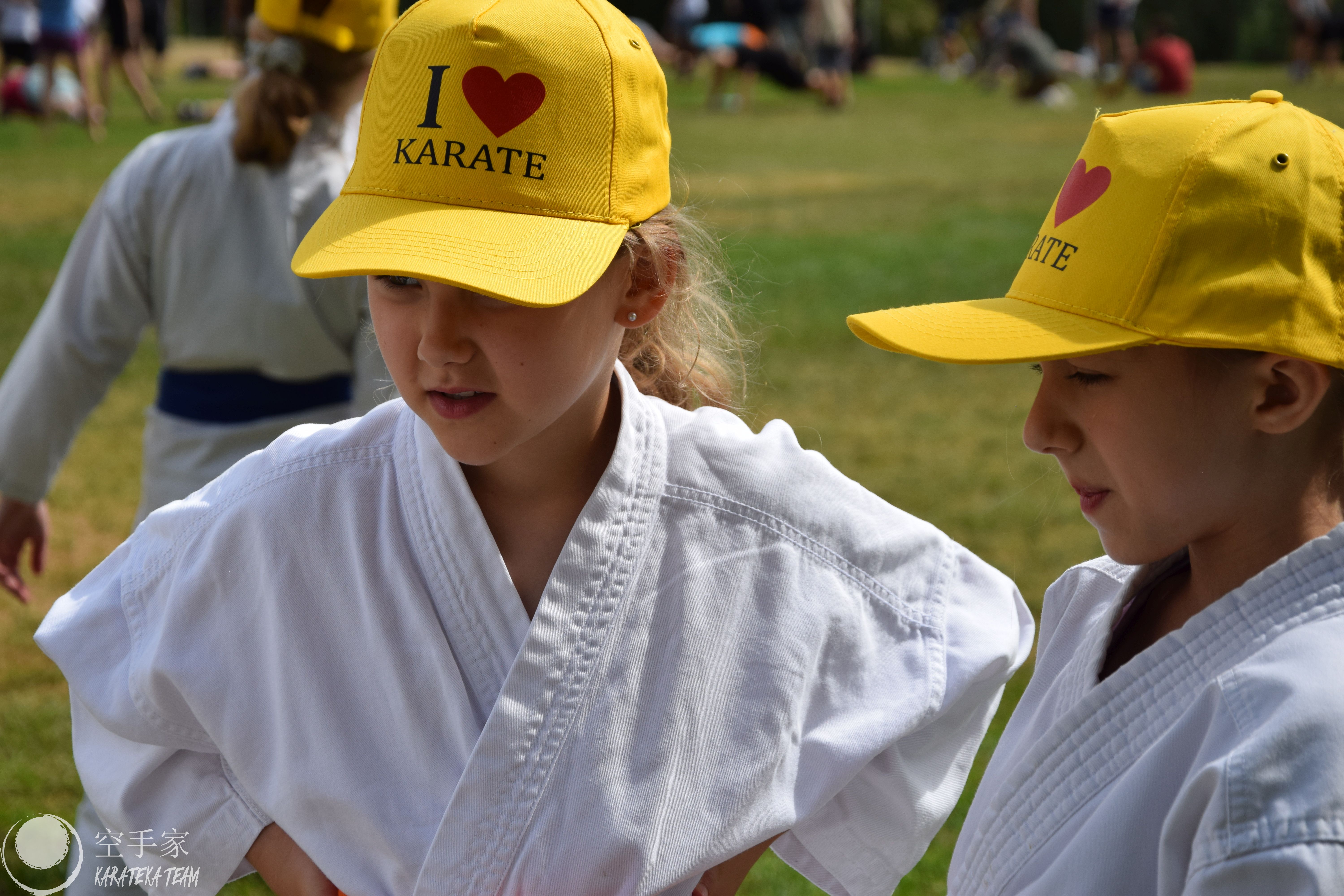 Pierwsze treningi na obozie i pierwsze plażowanie
