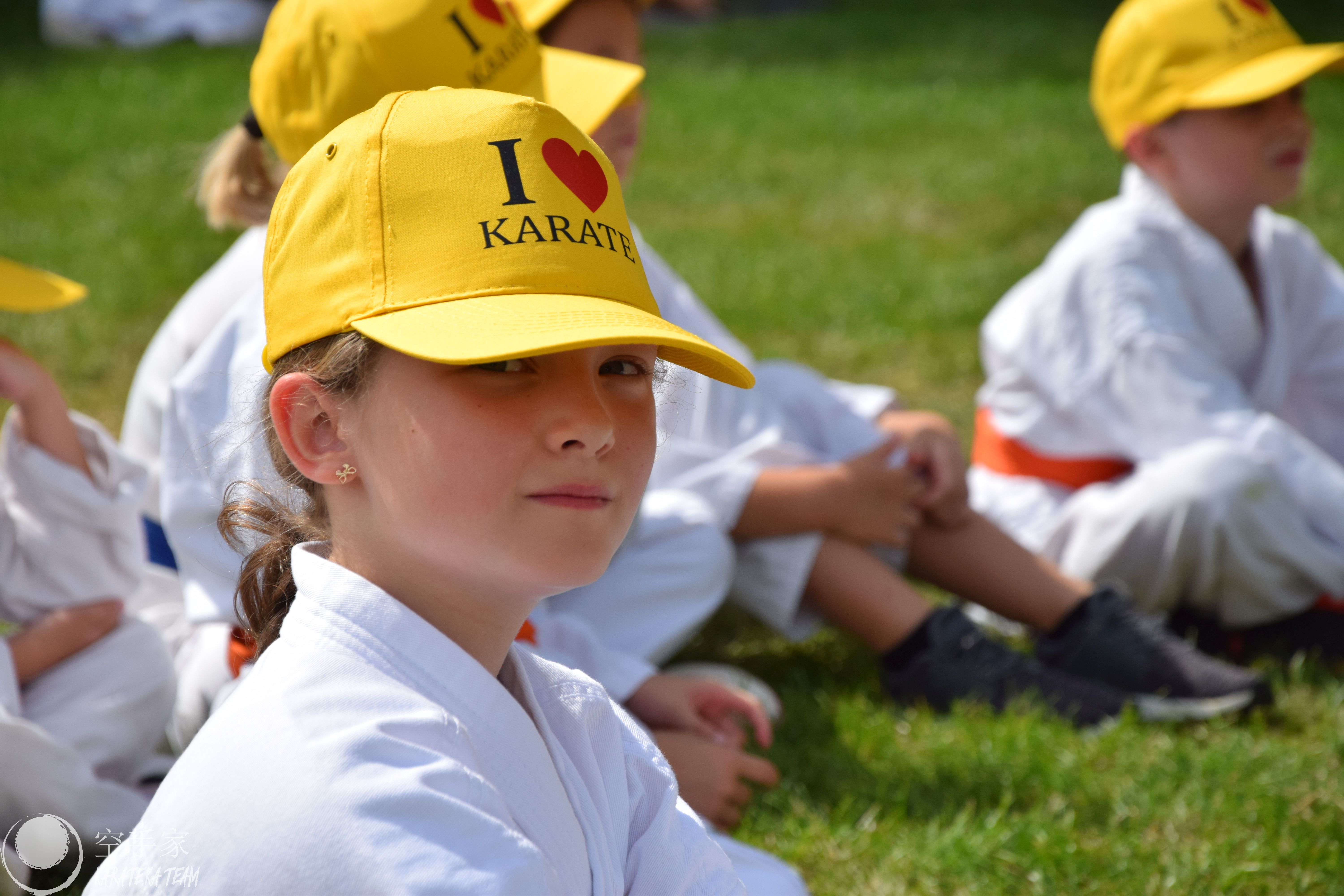 Pierwsze treningi na obozie i pierwsze plażowanie