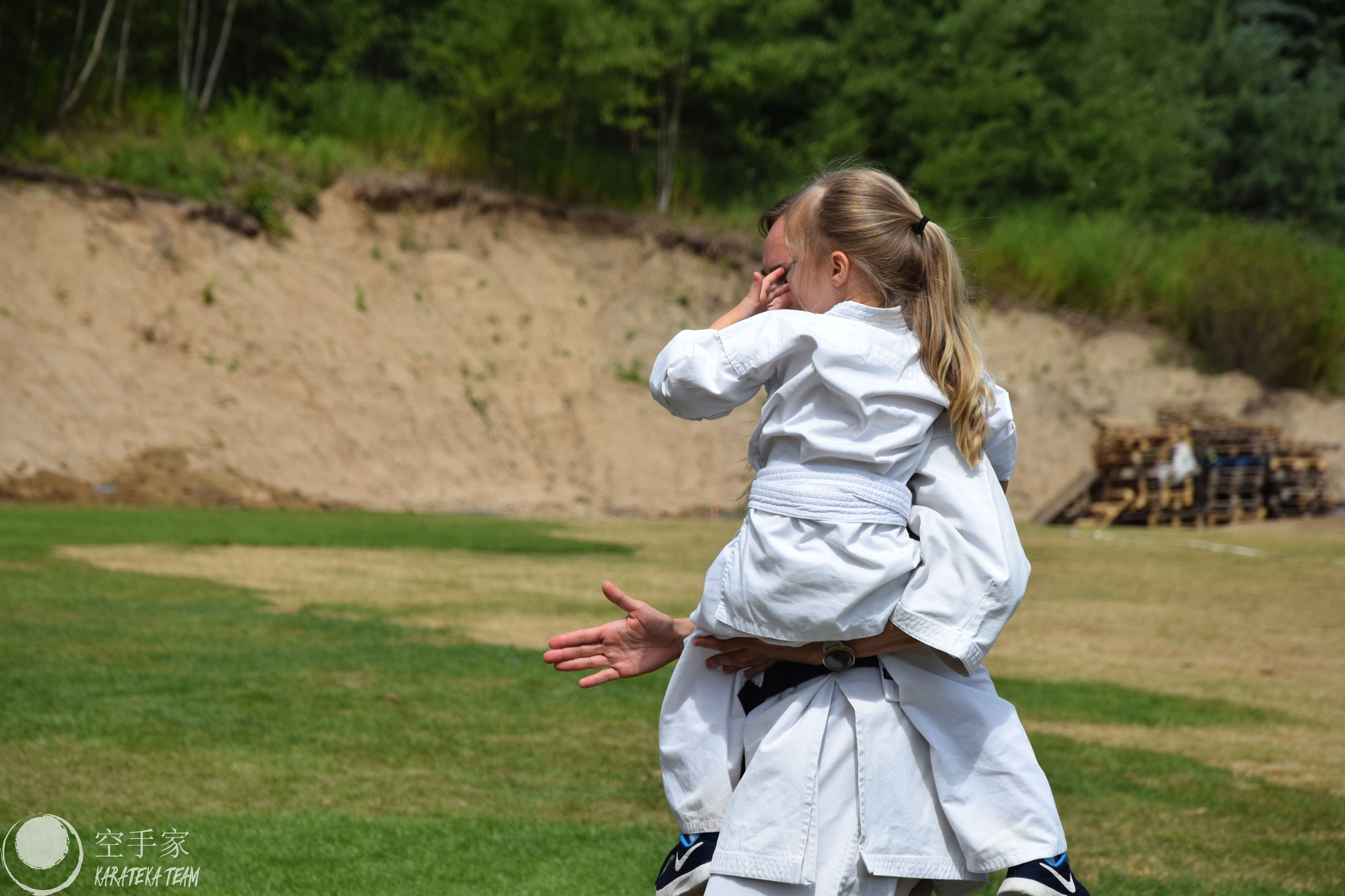 Pierwsze treningi na obozie i pierwsze plażowanie