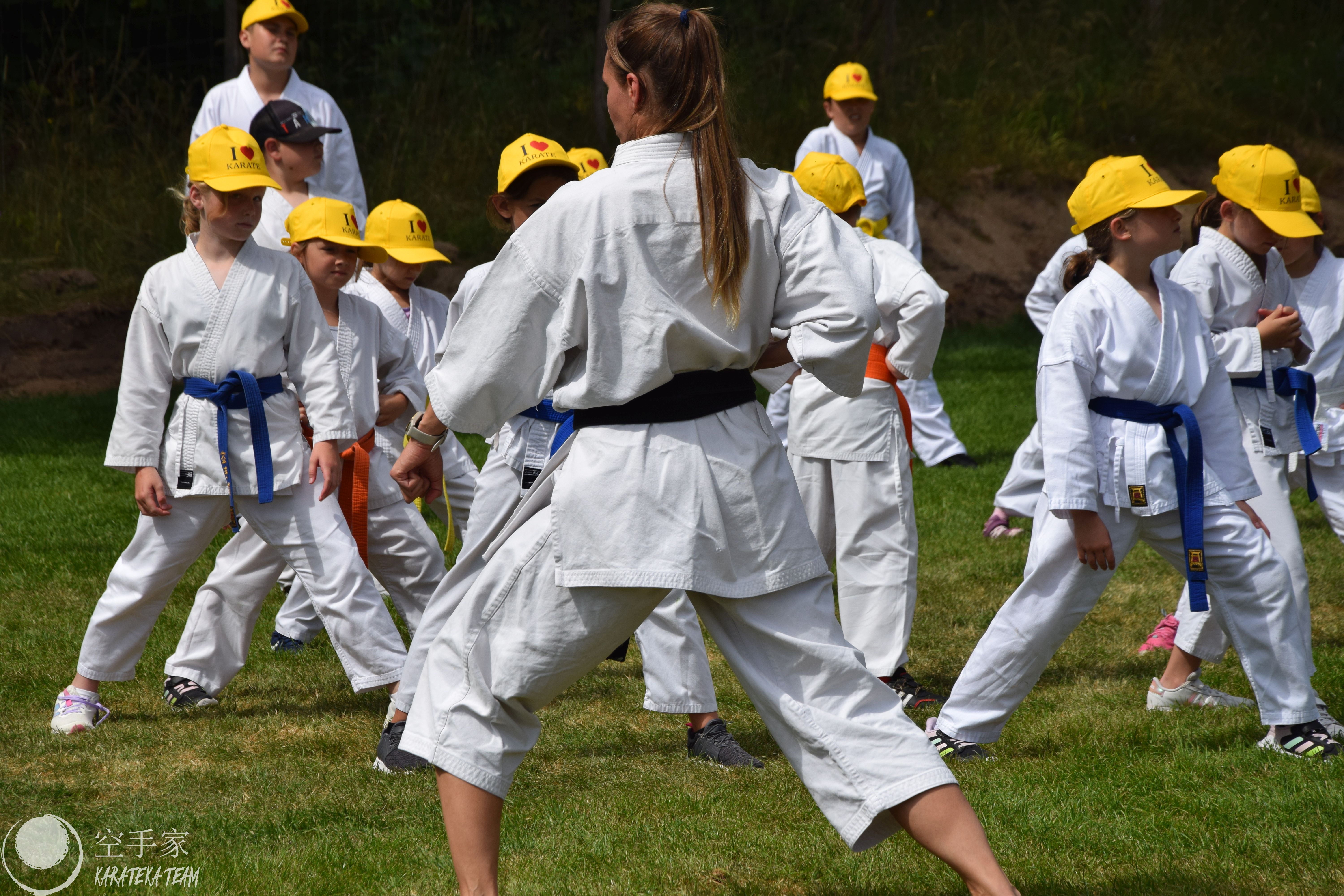 Pierwsze treningi na obozie i pierwsze plażowanie