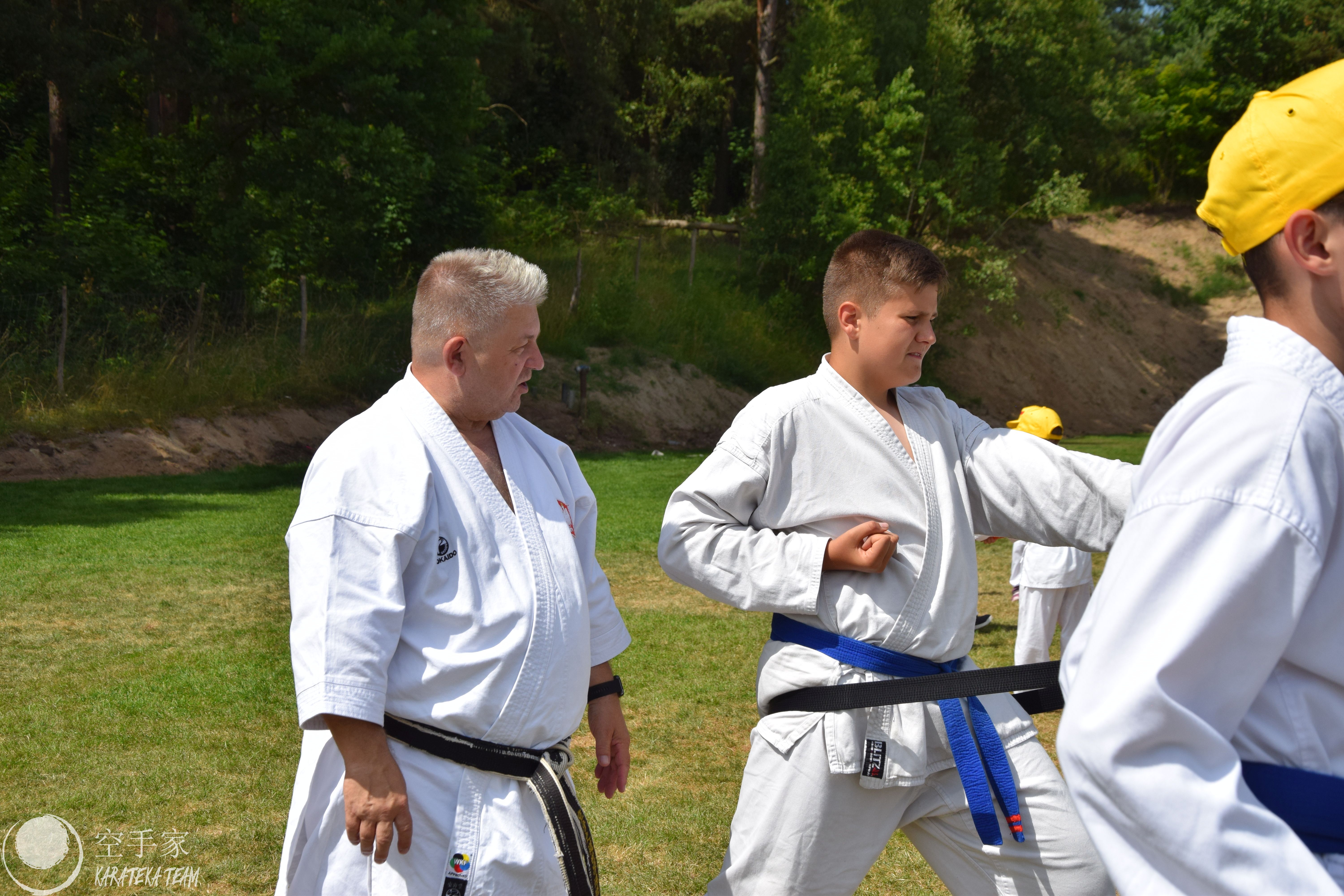 Pierwsze treningi na obozie i pierwsze plażowanie