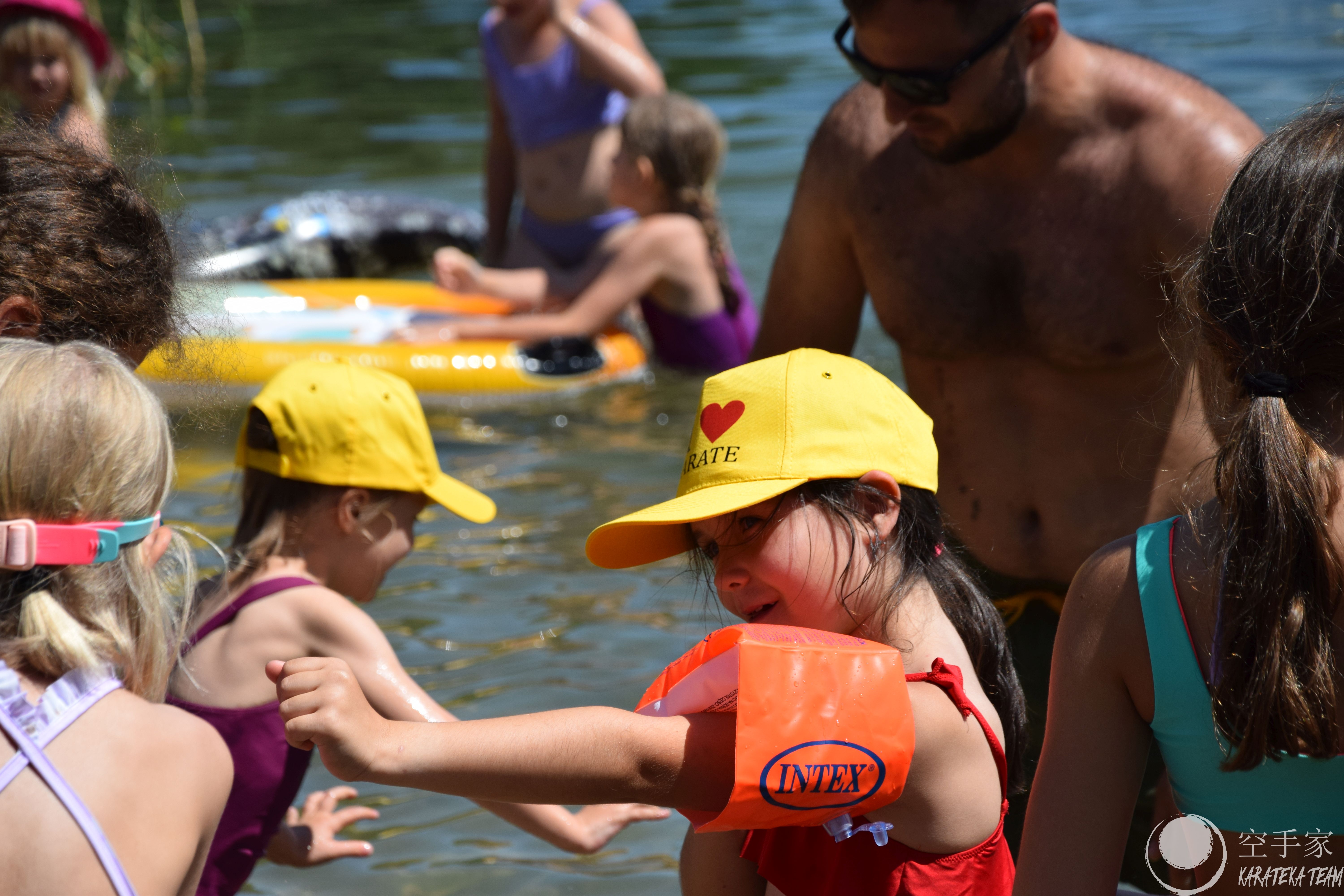 Pierwsze treningi na obozie i pierwsze plażowanie