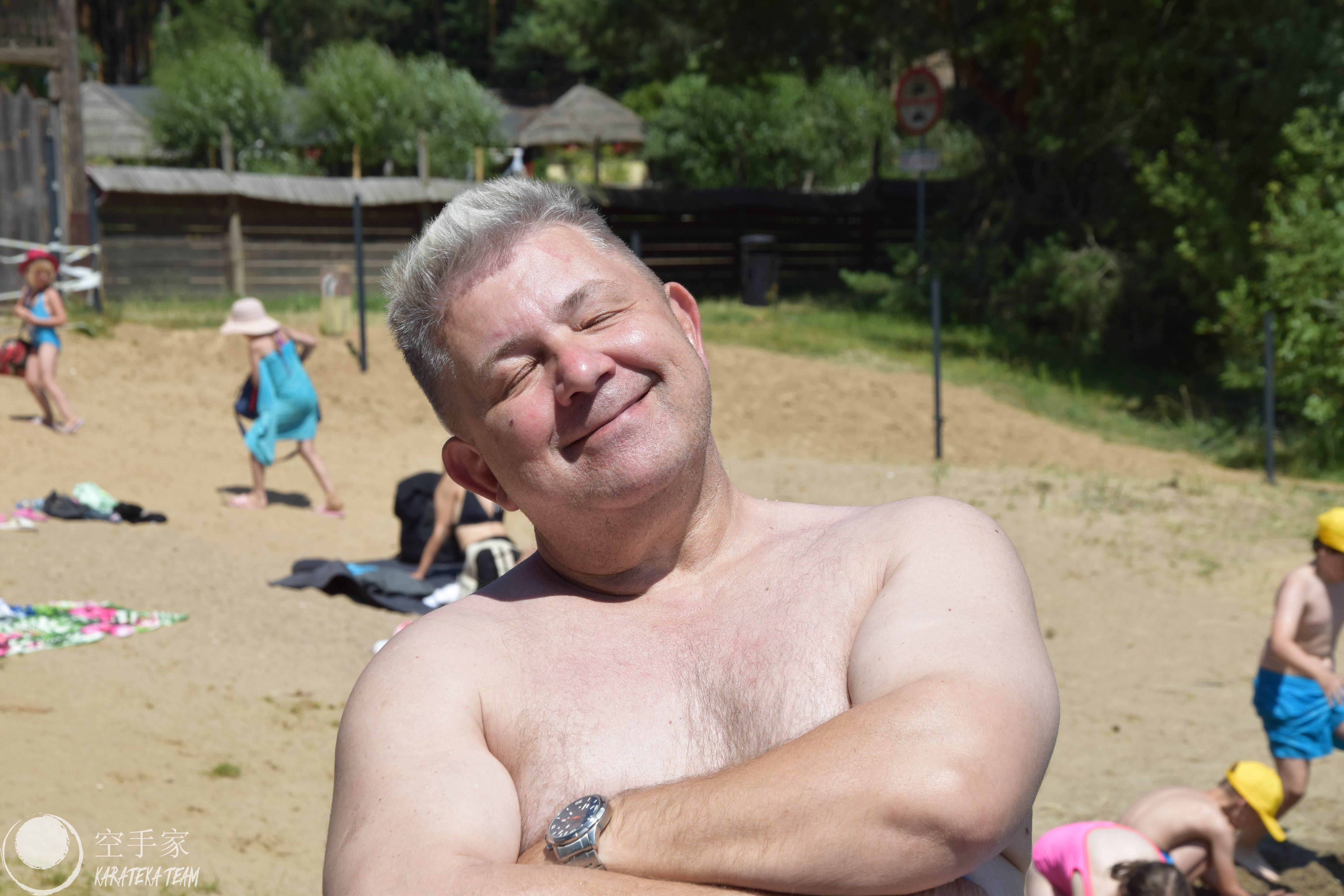 Pierwsze treningi na obozie i pierwsze plażowanie