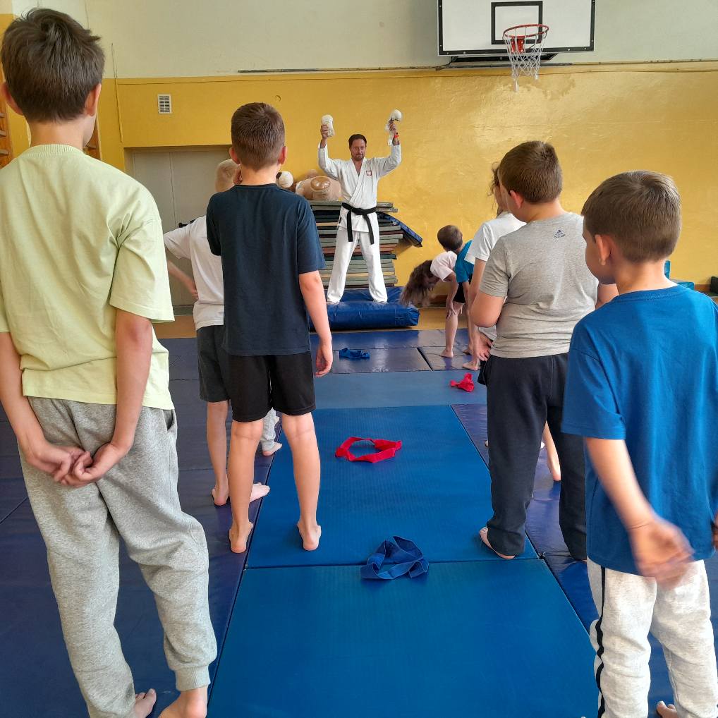 Najmłodsi z Kampinosu zaczynają treninigi