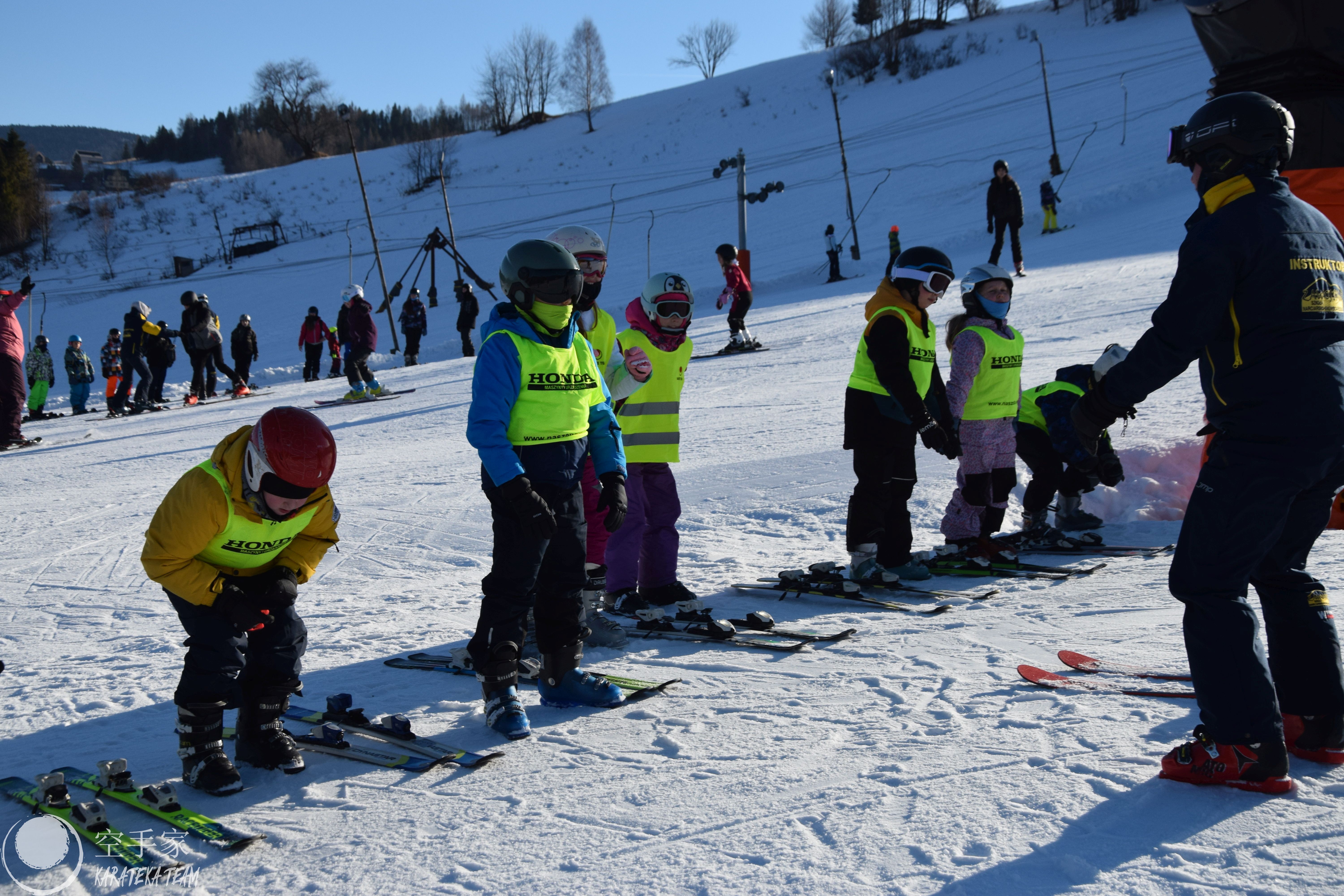Śnieg + karate = udany obóz