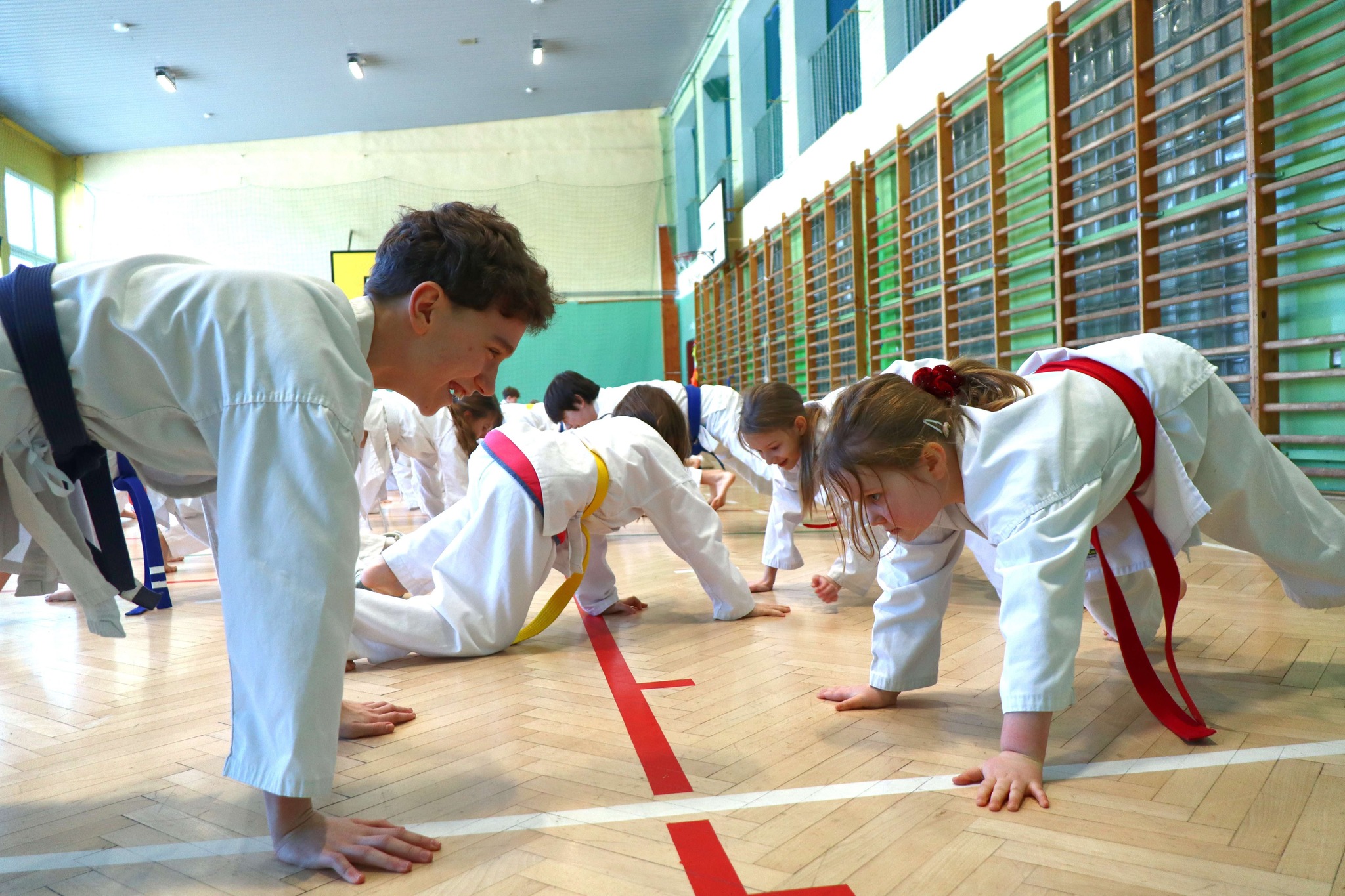 TO LUDZIE TWORZĄ KLIMAT…