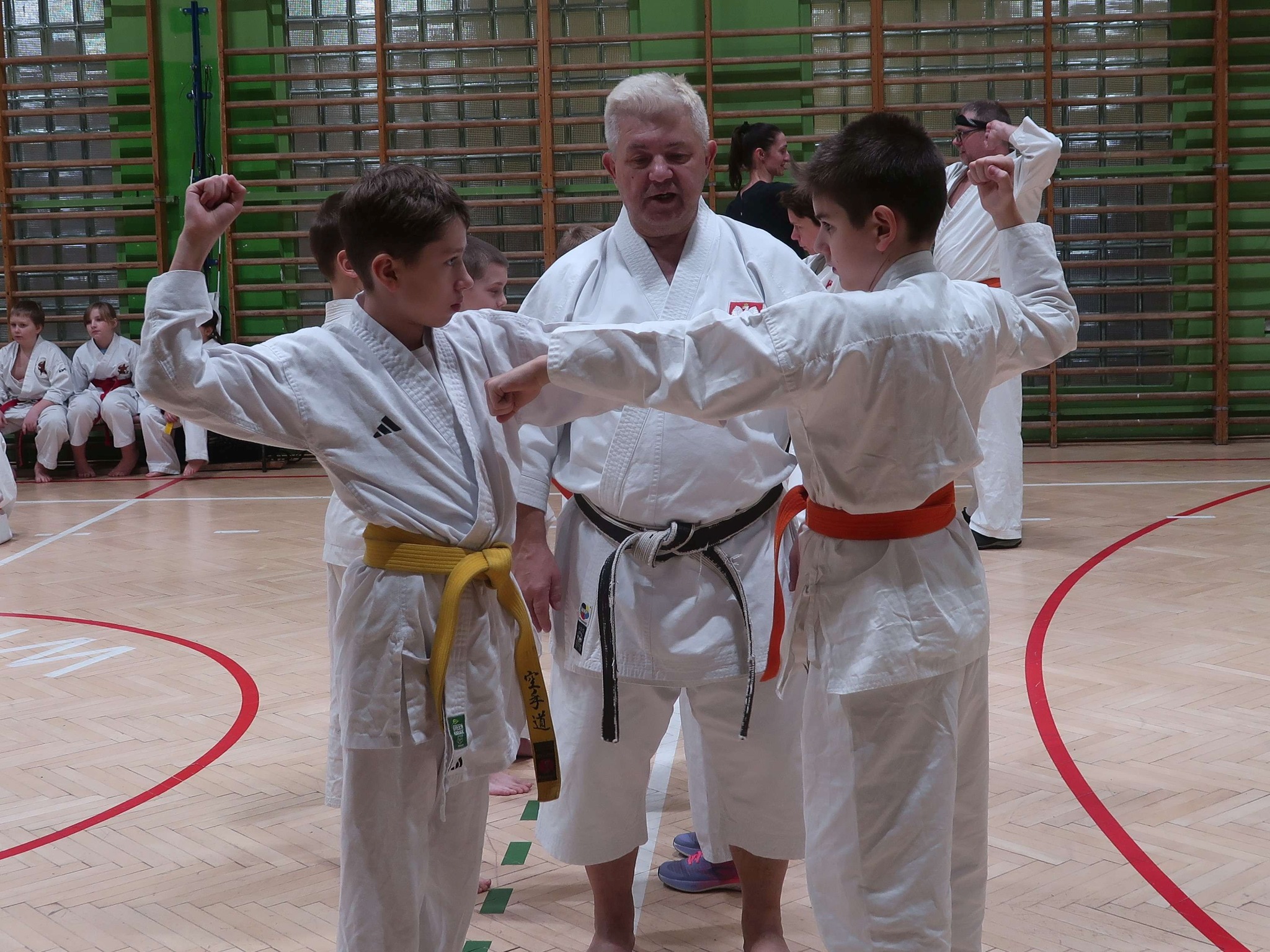 TO LUDZIE TWORZĄ KLIMAT…