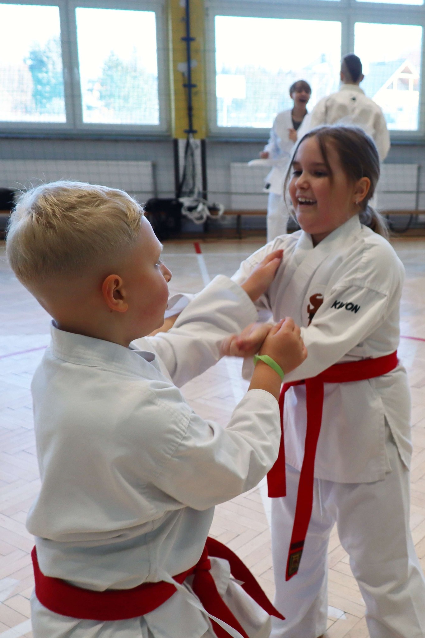 TO LUDZIE TWORZĄ KLIMAT…