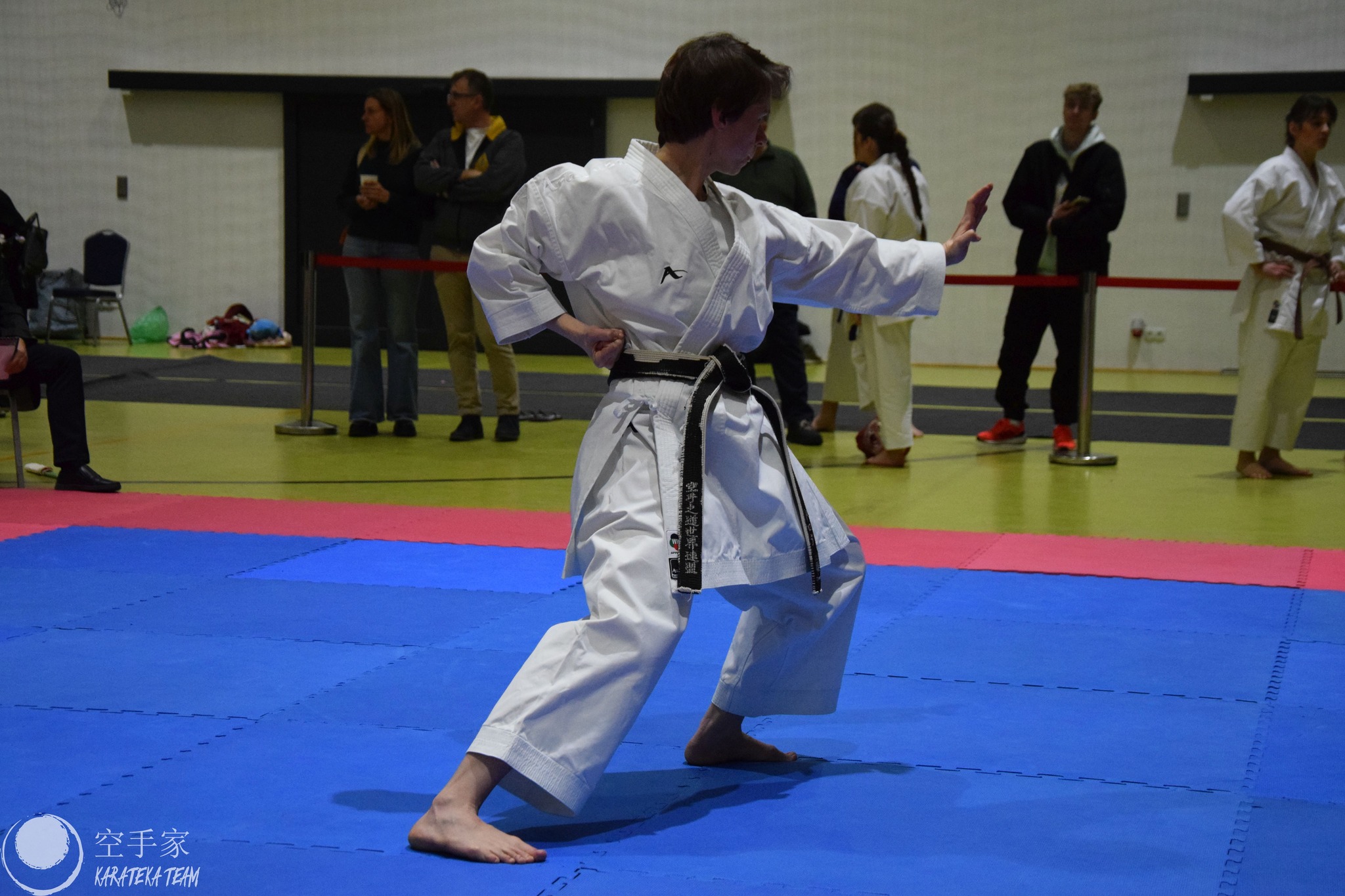 Nieliczni, ale Dynamiczni