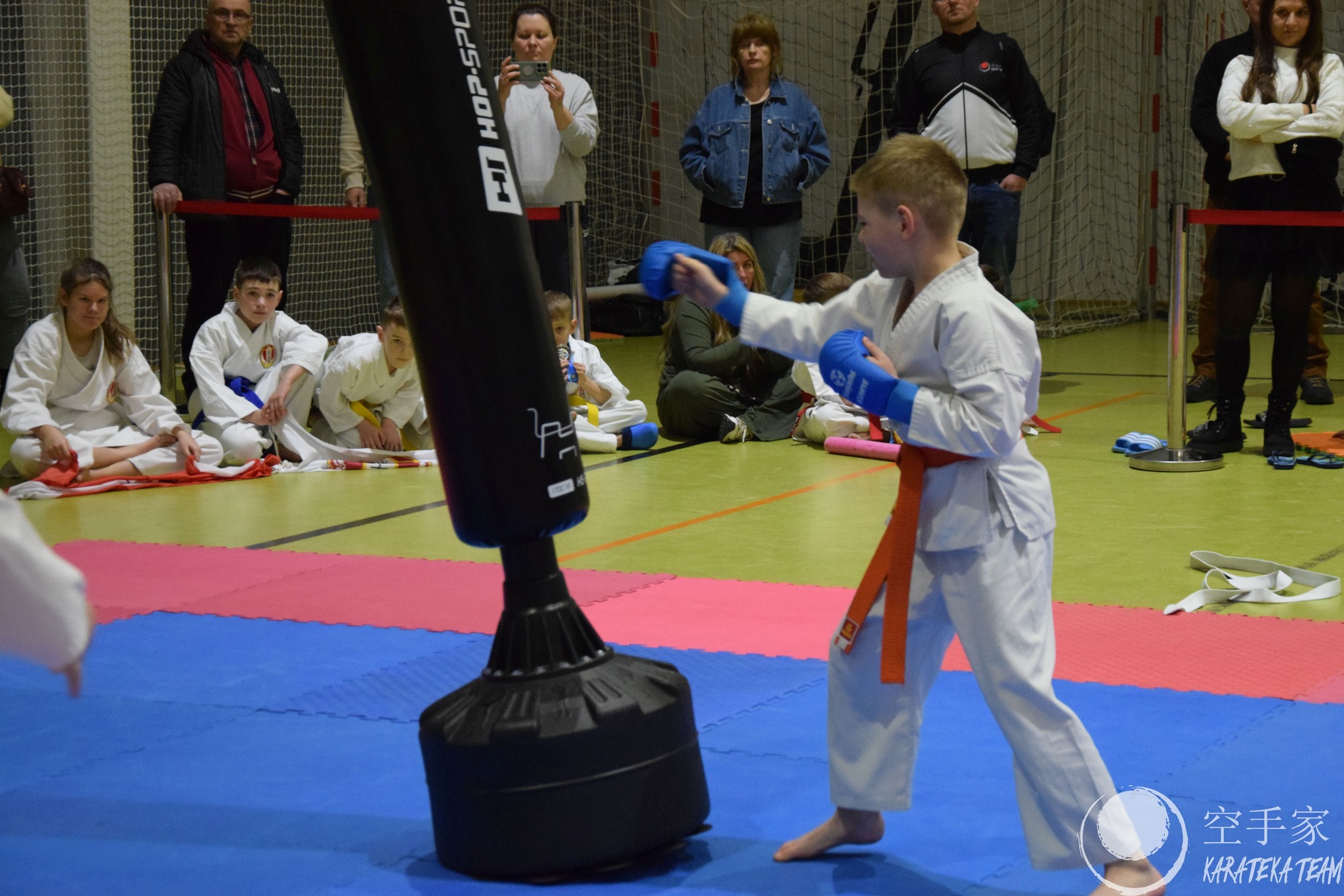 Nieliczni, ale Dynamiczni