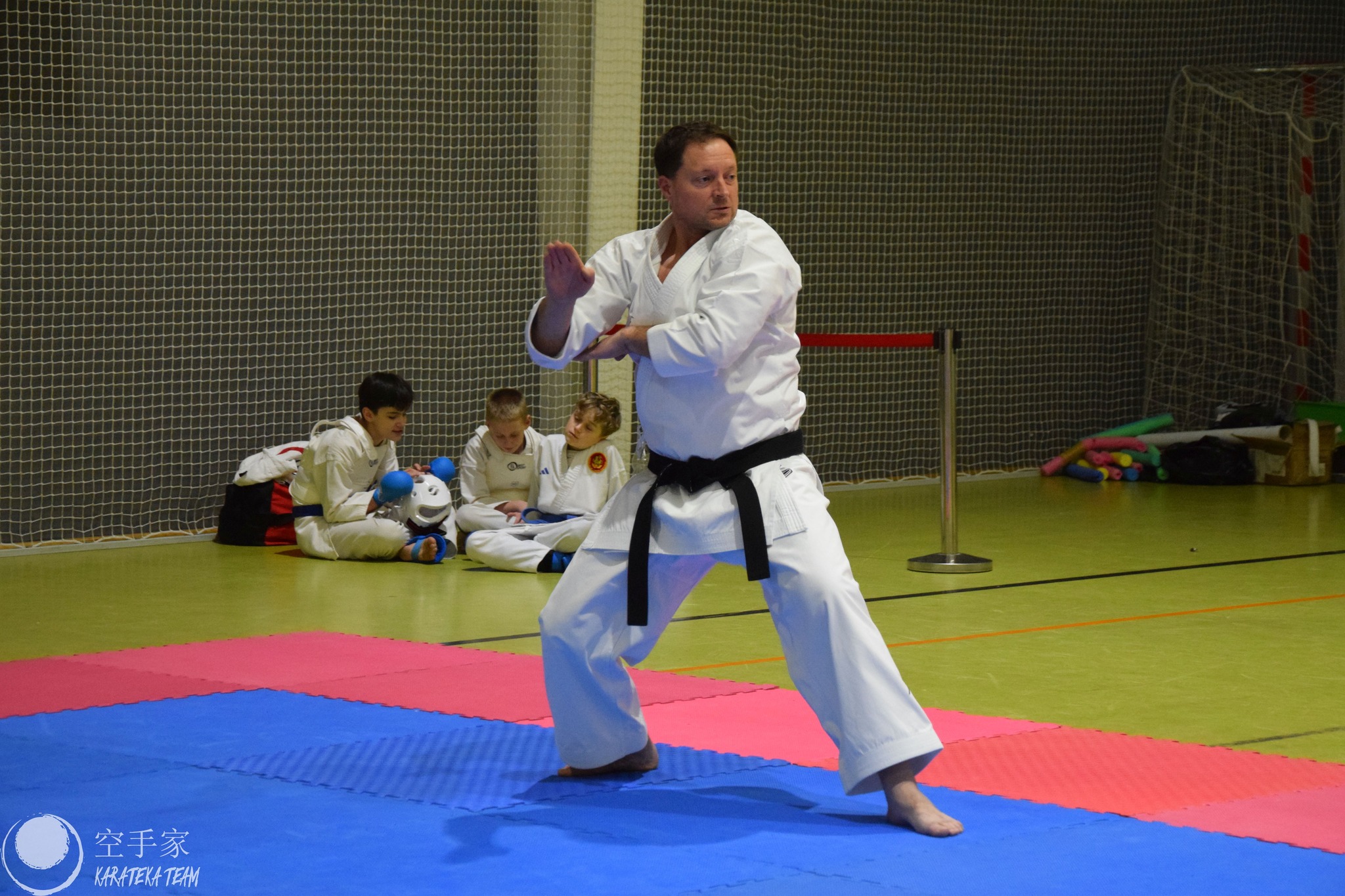 Nieliczni, ale Dynamiczni