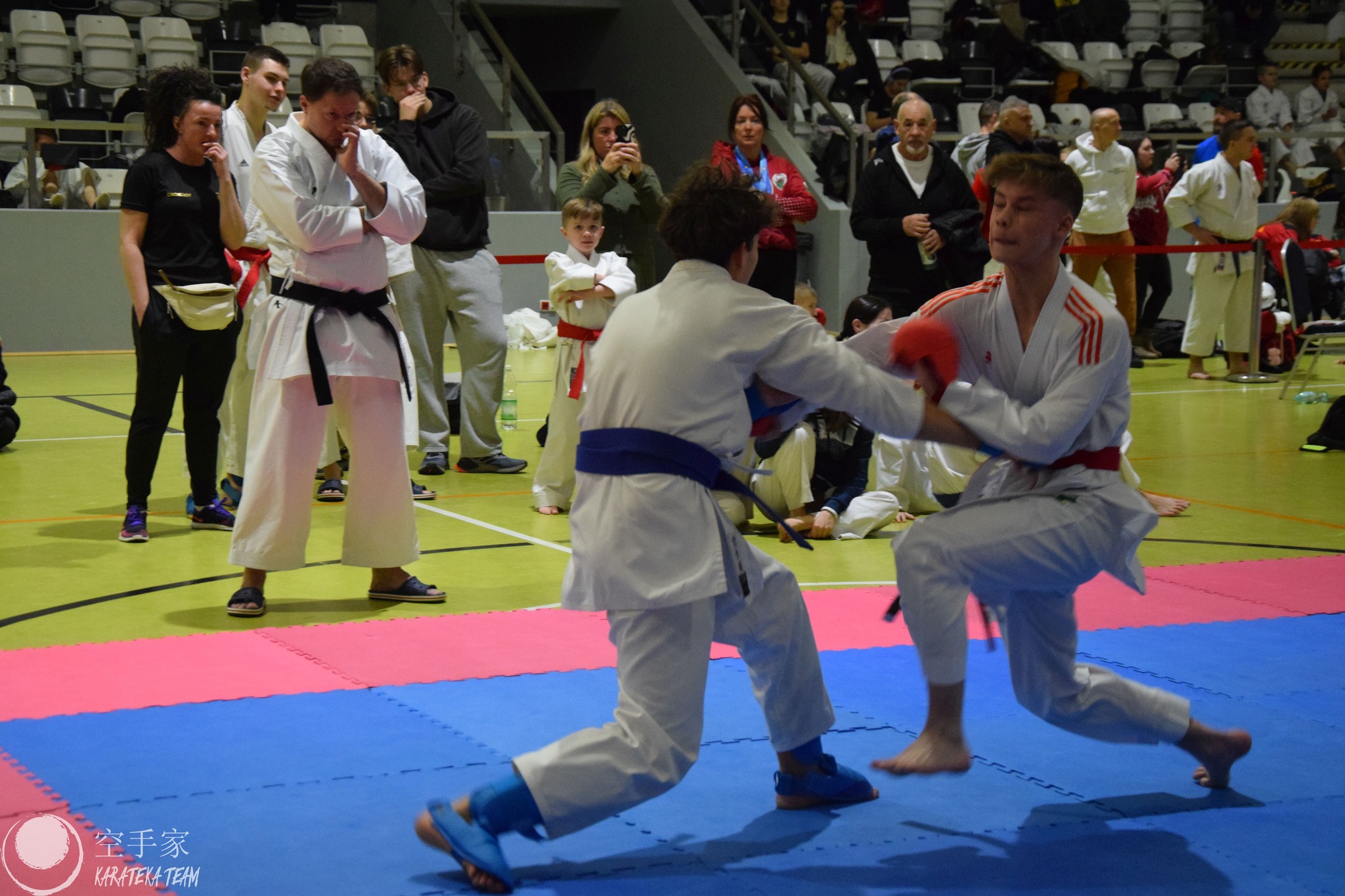 Nieliczni, ale Dynamiczni